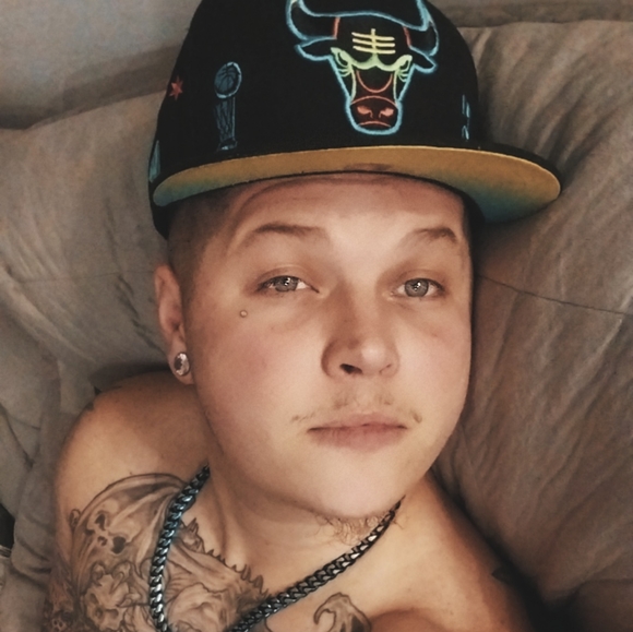 Meet your Posher, Michael - Picture 10 of 16